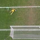 Eigentor von Joseph Yobo