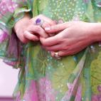 Las joyas y la manicura de Emerald Fennell