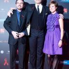 BARCELONA, SPAIN - DECEMBER 01: Jordi Evole, Miguel Bose and guest attend the photocall for the Gala Against AIDS during Worlds AIDS Day at the W hotel on December 1, 2011 in Barcelona, Spain. (Photo by Miquel Benitez/Getty Images)