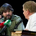 MADRID, SPAIN - MAY 17: Jordi Evole and Pedro Ruiz attend 'Confidencial' presentation at Figaro Theater on May 17, 2018 in Madrid, Spain. (Photo by Juan Naharro Gimenez/Getty Images)