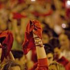 5c8b736d2500000d04cab327