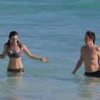 5c8b6b6b240000f404a4ab05