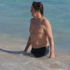 5c8b6b6c2400006d054d6e6e