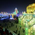 5c8b67a93b000072066d812c