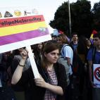 5c8ac196360000c81a6c0377