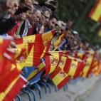 5c8b63682300000401249b49