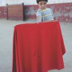 &quot;Ni&ntilde;o torero&quot;, Madrid. &quot;Le pregunt&eacute; por qu&eacute; quer&iacute;a ser matador. 'Por que me encantan los toros', me respondi&oacute;&quot;.