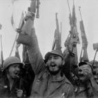 EEUU decreta el embargo de las exportaciones cubanas, lo que supone el inicio del bloqueo comercial. La medida se adopta después de que, un mes antes, Cuba decidiese nacionalizar las empresas y los bancos estadounidenses. Ya existía un embargo...