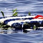 Las Fuerzas Aéreas cubanas derribaron dos avionetas de una organización de exiliados cubanos en Miami llamada Hermanos al Rescate que había entrado en su espacio aéreo, y advirtió de que dispararía contra toda avioneta que violase su sober...