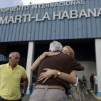 El presidente de EEUU, George W. Bush, aprueba nuevas restricciones de viajes a la isla y aumentan las ayudas a la disidencia. Las medidas limitaban las visitas familiares a Cuba a una cada tres años, sólo por 14 días y restringía los gastos...