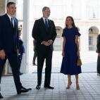 Los reyes junto al presidente del Gobierno.