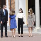 Felipe VI con la reina Letizia, la princesa Leonor y la infanta Sofía.