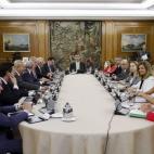 5c8af59d22000051001a2567