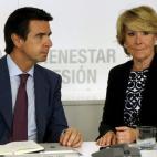 5c8ab17e360000c81a6be451