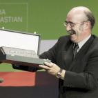 5c8b56a62300003000e7f282