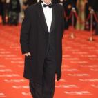 5c8b56a6240000f7054d3a95