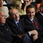 Con Rubalcaba y Zapatero.