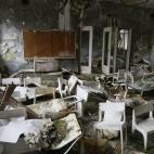 5c8ab1f6230000dd04238709