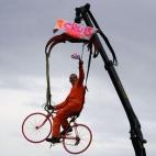 5c8b946c200000430470f55e