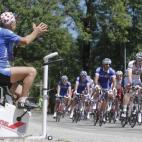 5c8b9470360000e01c6d4758