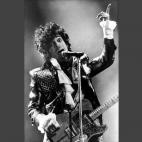 5c8b304d240000f404a44ef4