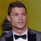 5c8aa41e250000bd05817386