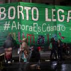 5c8a65cb260000f903fe4c3d