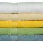 DAÑO: 5 / 5 CUÁNDO DEBERÍAS REEMPLAZARLAS: Lávalas cada dos semanas (aunque sólo la hayas usado una vez). Las toallas personales hay que lavarlas una vez a las semana, y tirarlas cuando se desgasten. “La transmisión de bacterias, por p...