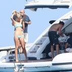 5c8af66c230000dd0423fa06