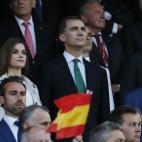 5c8b56f92300000401247d70