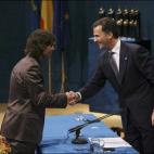 5c8ac3b02400000a05a3a4a6