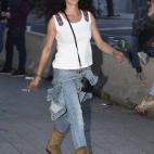 5c8acd142400000a05a3b68c