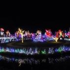 La iluminación navideña de la finca de la familia Salaj en Cazma, a 100 kilómetros de Zagreb (Croacia).