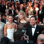 5c8ae05e240000f404a3d779