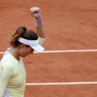 5c8b332e240000f7054d195b