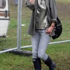 5c8ae06d2500001304c9cc63