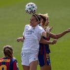 Primer Real Madrid-Barcelona de la historia del fútbol femenino.