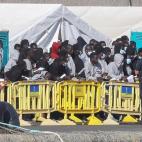 5fb4c622240000b530b0477a