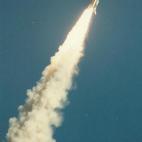 Las fotos largamente olvidadas del accidente del Challerger han sido encontradas por Michael Hindes.