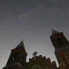 5c8a416d360000ba1a6b3bec