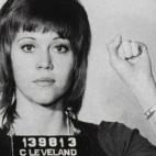 Por posesi&oacute;n de narc&oacute;ticos (que resultaron ser vitaminas); por manifestarse contra el cambio clim&aacute;tico.