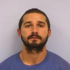 Por conducir bajo los efectos del alcohol; por agresi&oacute;n en una protesta contra Trump; por desorden p&uacute;blico.