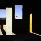 Interior de un edificio a medio construir.