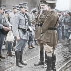 5c8b63e9250000e203ca8bdc