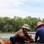 El país recibe al año más de 26 millones de visitantes, pero todavía quedan lugares por descubrir en Tailandia, alejados del turisteo. Uno de esos rincones lo encontramos a lo largo del río Mae Klong. Un paseo por sus tranquilas marismas no...