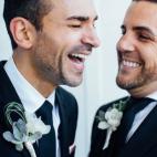 5c8a79ed230000dd042325fb