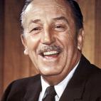 Le despedieron de un periódico, donde trabajaba como dibujante, porque "le faltaba imaginación y no tenía buenas ideas"