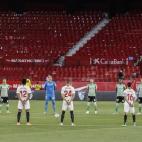 Minuto de silencio por las víctimas del coronavirus