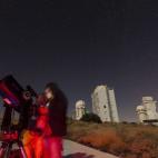 5c8a9394250000bd05815009