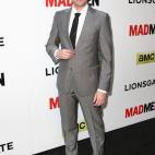 5c8ae46c250000e203c9d243